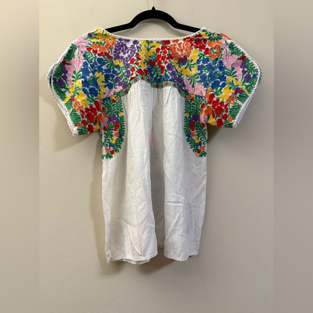 J. Marie Carmen Colorful Embroidered Floral 100% Rayon Boho Cottagecore Top - S - Picture 8 of 11